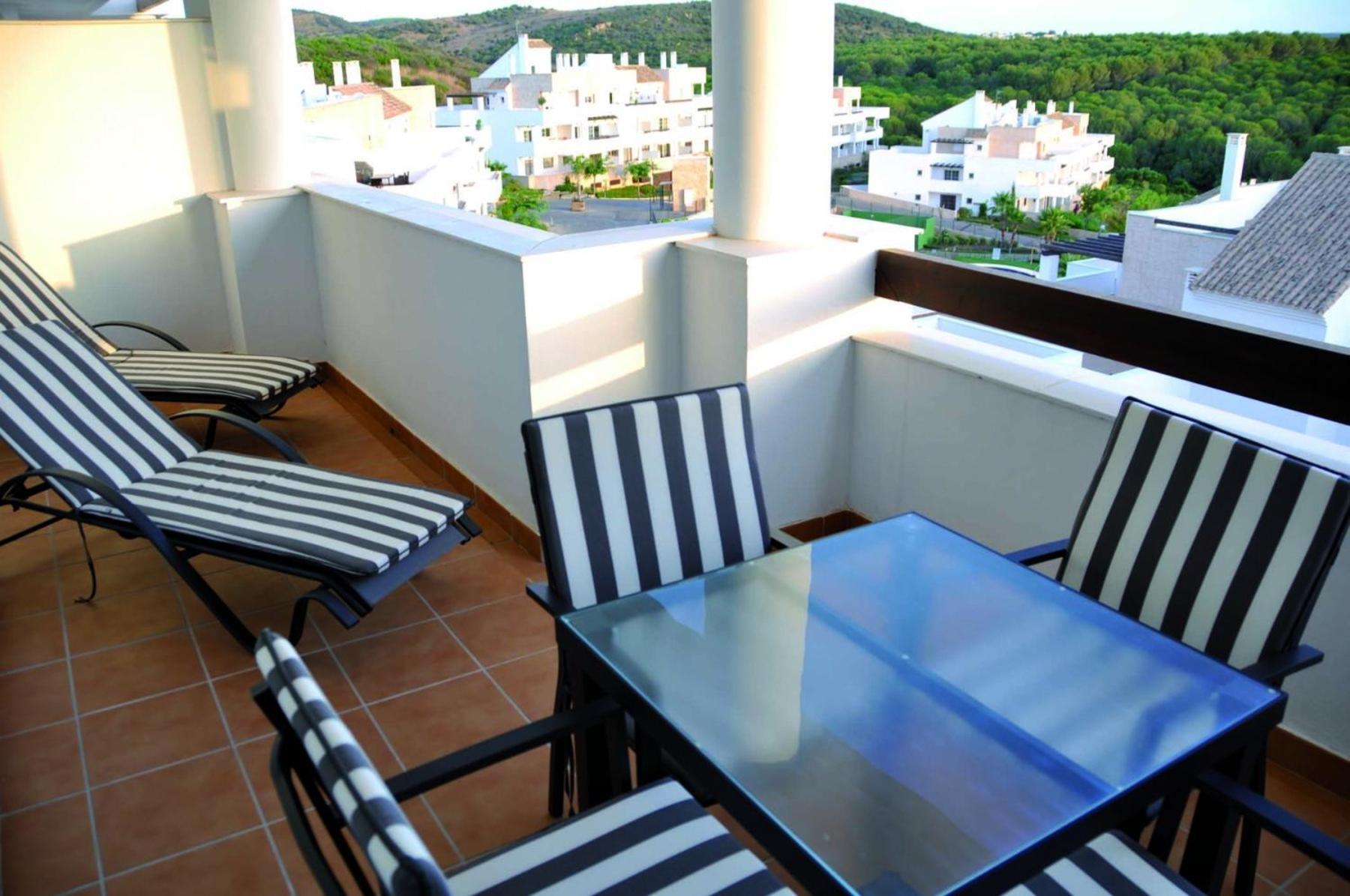 2127-Superb 2 Bedrooms , Lovely Terraces And Pool San Roque  Exterior foto