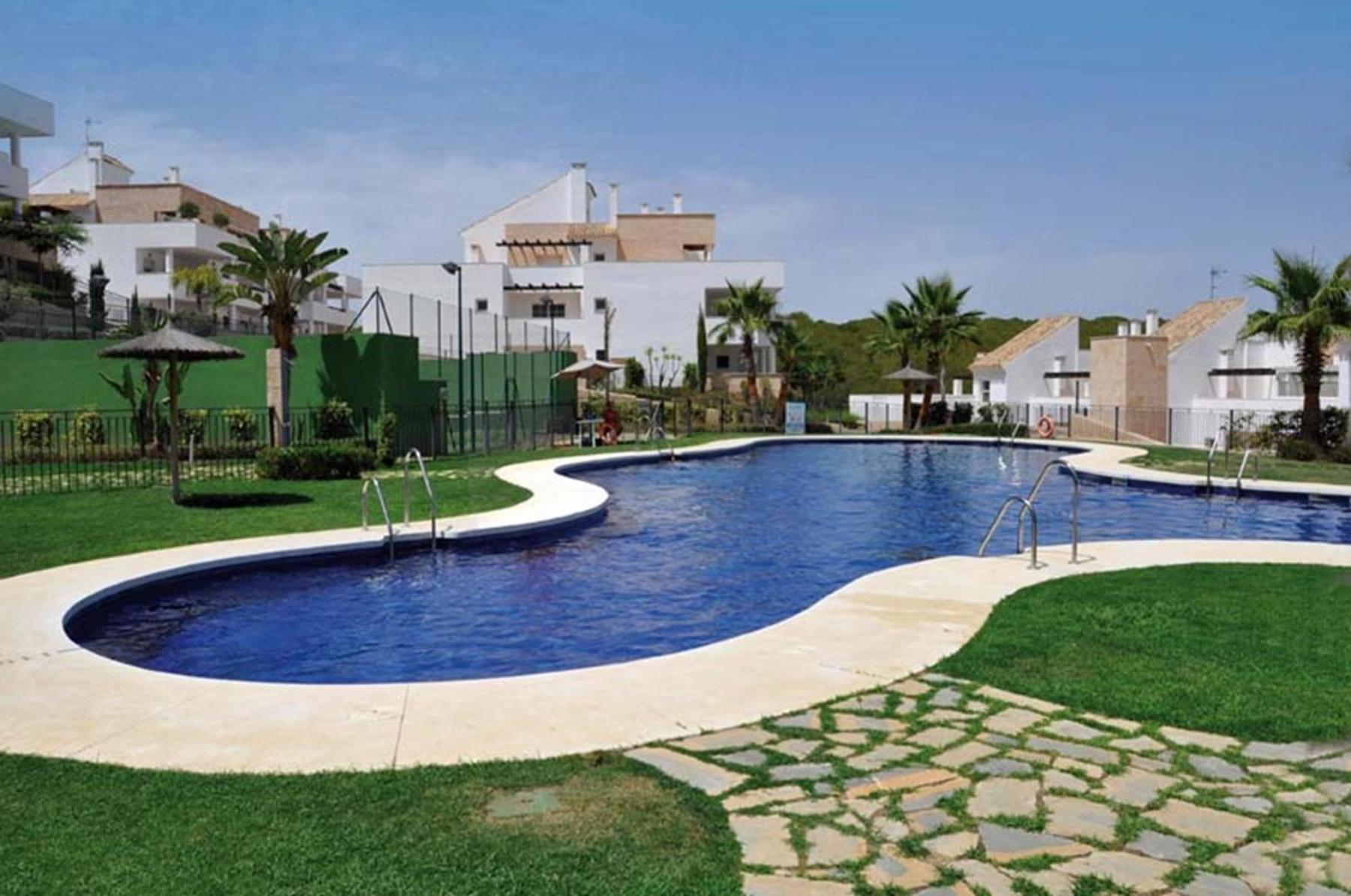 2127-Superb 2 Bedrooms , Lovely Terraces And Pool San Roque  Exterior foto